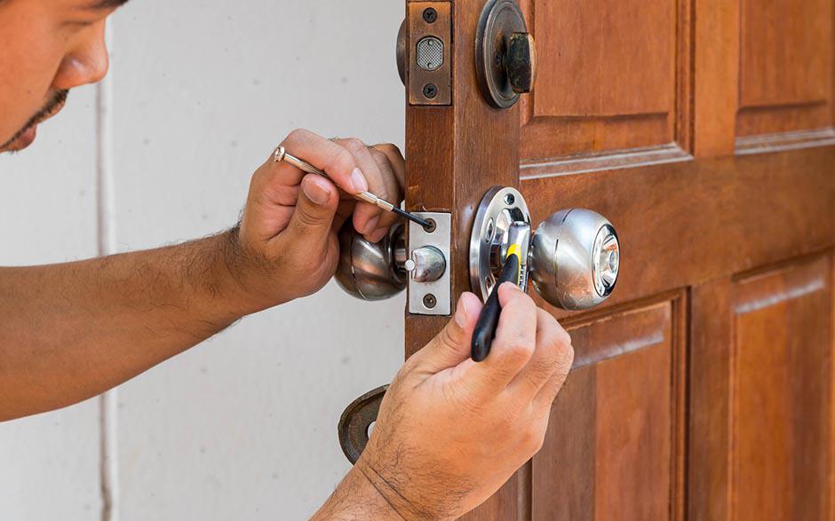 prix d'un serrurier pour ouvrir une porte Maule