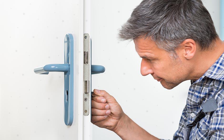 prix d'un serrurier pour ouvrir une porte Maule
